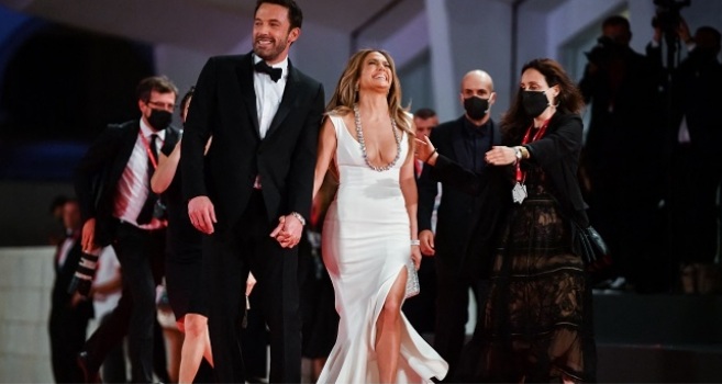 Jennifer Lopez Says She And Ben Affleck Are Engaged Again
