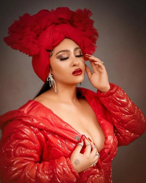 “The Queen of all queens” – Olakunle Churchill celebrates wife Rosy Meurer as she turns 30