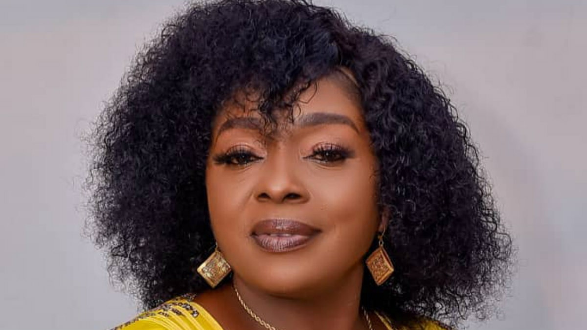Actress Rita Edochie responds to IG user's accusation of using May and Yul's marital issues for attention.