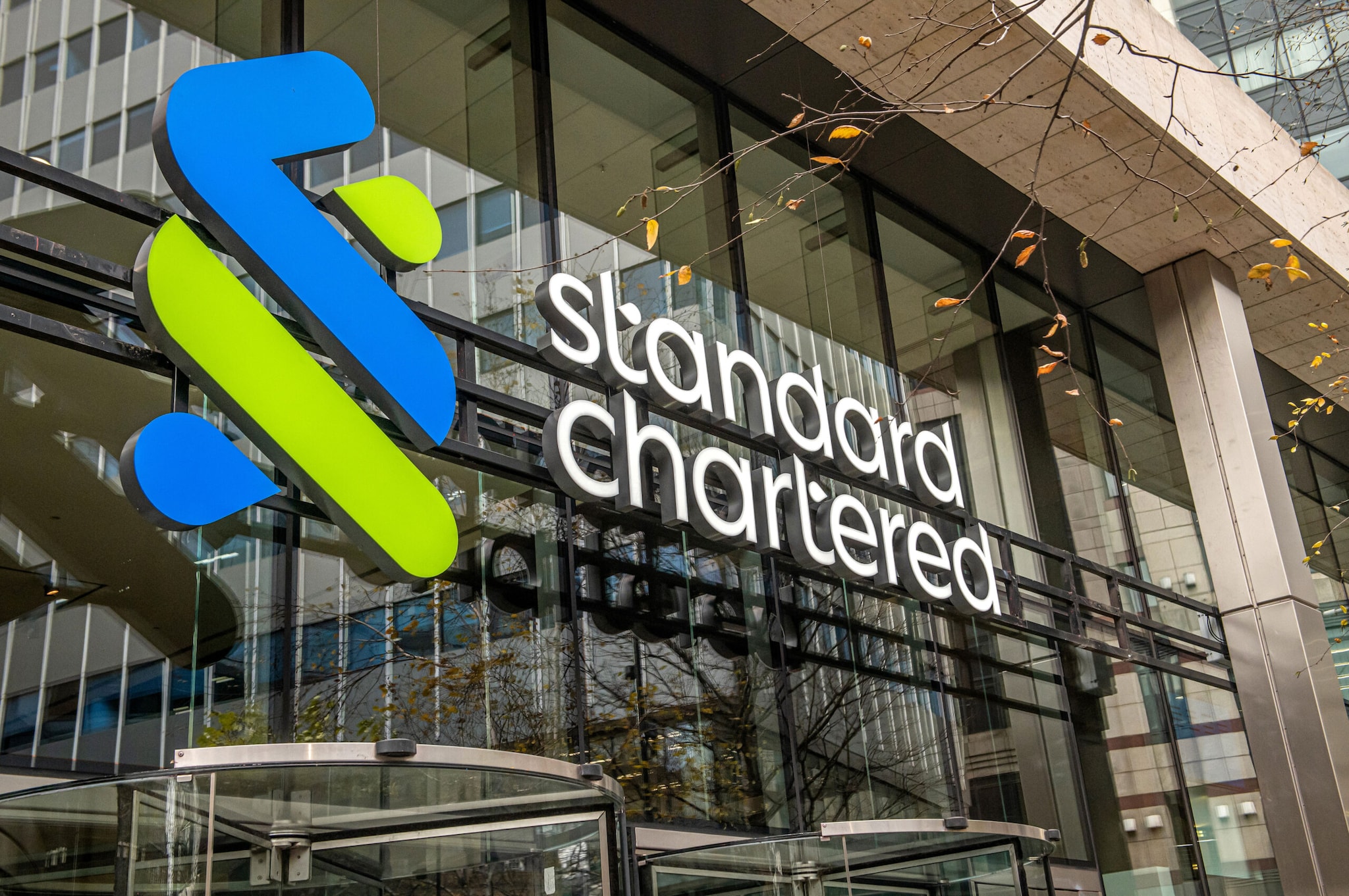 Standard Chartered Bank emerges recipient of 'AI for customer experience' award.